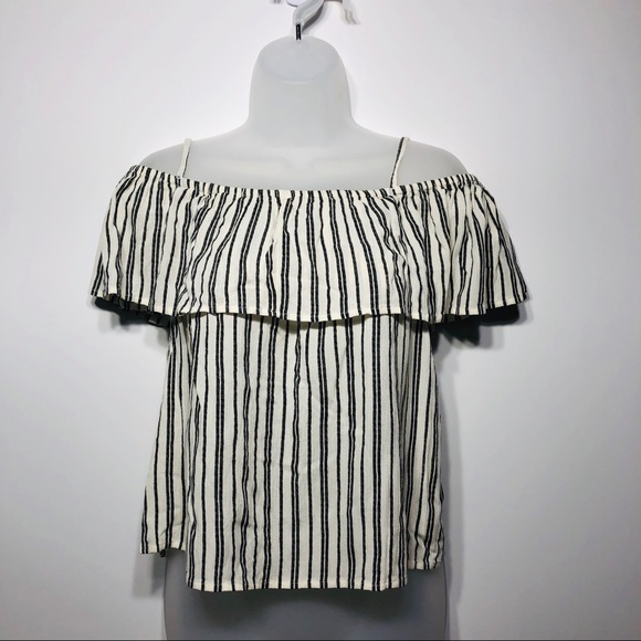 Billabong off the shoulder ruffled tank top - Picture 2 of 5